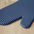 thumbnail image 4 of KitchenAid Ribbed Soft Silicone Oven Mitt 2-Pack Set, Blue Willow, 7.5"x13", 4 of 6