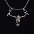 thumbnail image 2 of Collar con colgante de calavera de crucifixión creativo para hombre Yashi estilo punk hip hop, 2 of 5