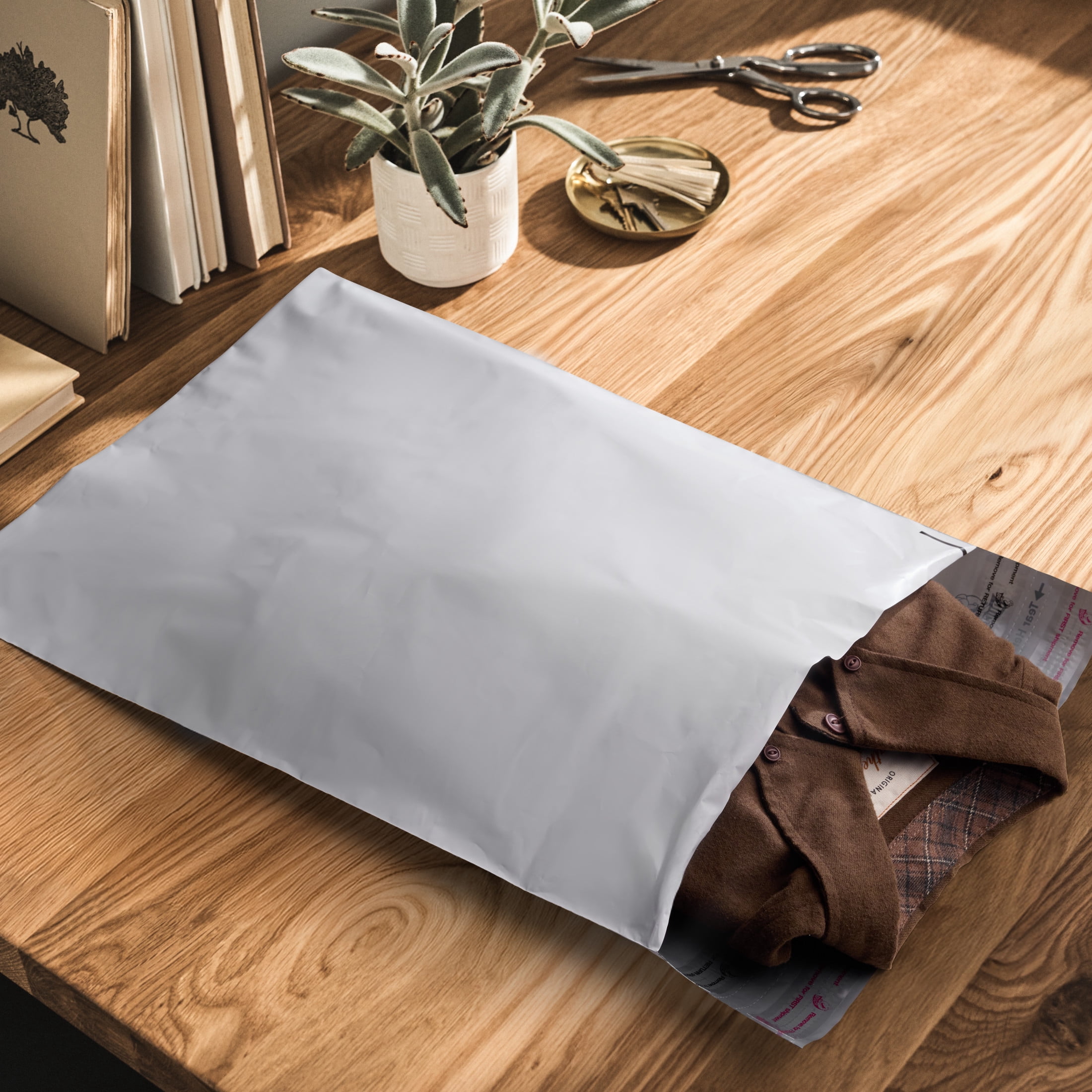 (3 pack) Duck Self-Seal Reuseable Poly Flexible Mailer, 14" x 18", Solid Print, 5 Pack