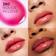 thumbnail image 2 of Aceite labial L'Oreal Paris Plump Ambition Hyaluron Rouge 380 5 ml, 2 of 9