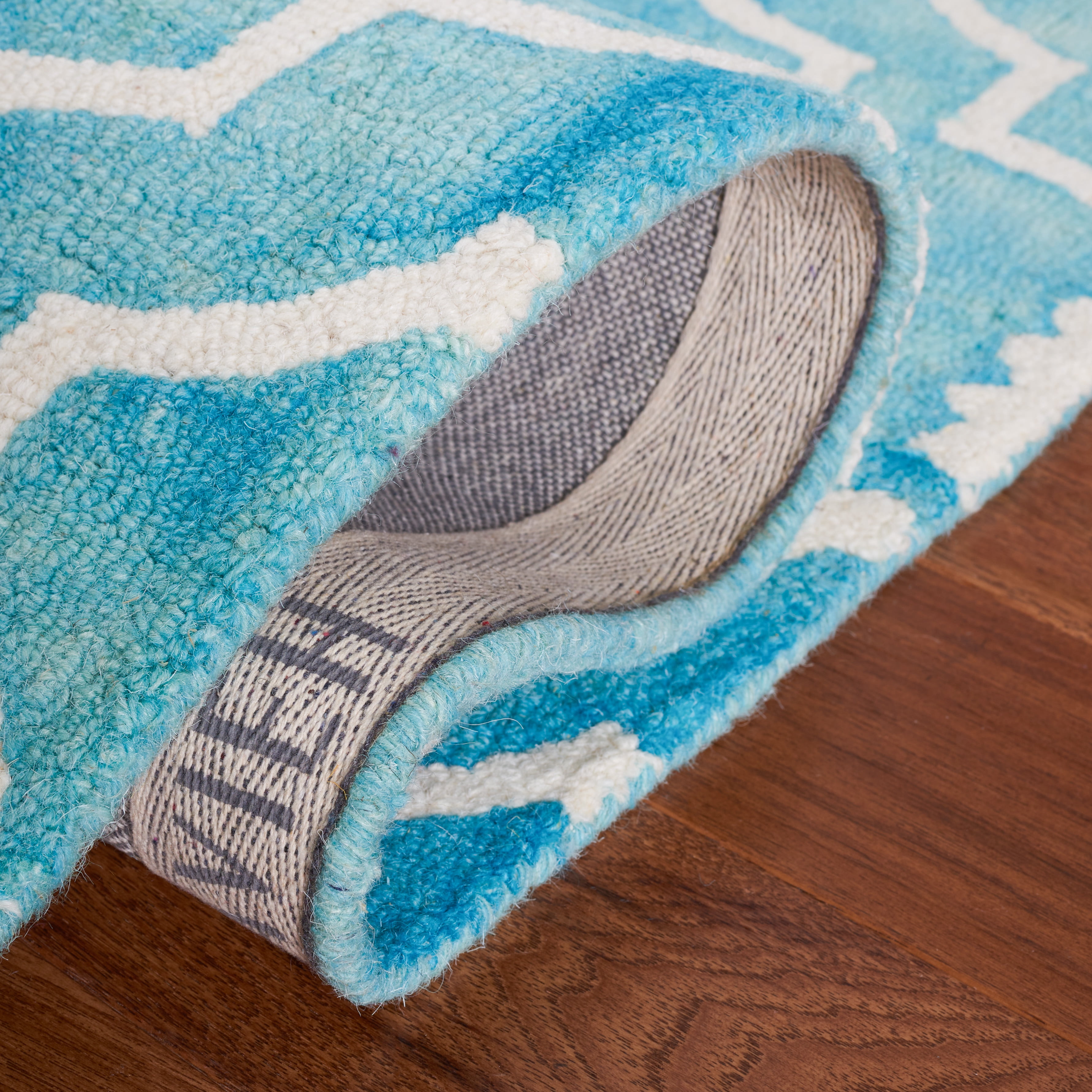 Safavieh Dip Dye Lairos Distressed Wool Area Rug, Turquoise/Ivory, 3' x 5'