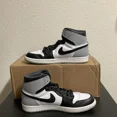 thumbnail image 2 of A i r-Jor-dan 1 Retro OG High Barons Size 11, 2 of 6