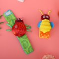 thumbnail image 4 of Calcetines de sonajero para bebés, 2 piezas de animales infantiles, insectos, juguetes de sonajero para bebés, muñequeras con sonajero, artesanía superior, 4 of 8