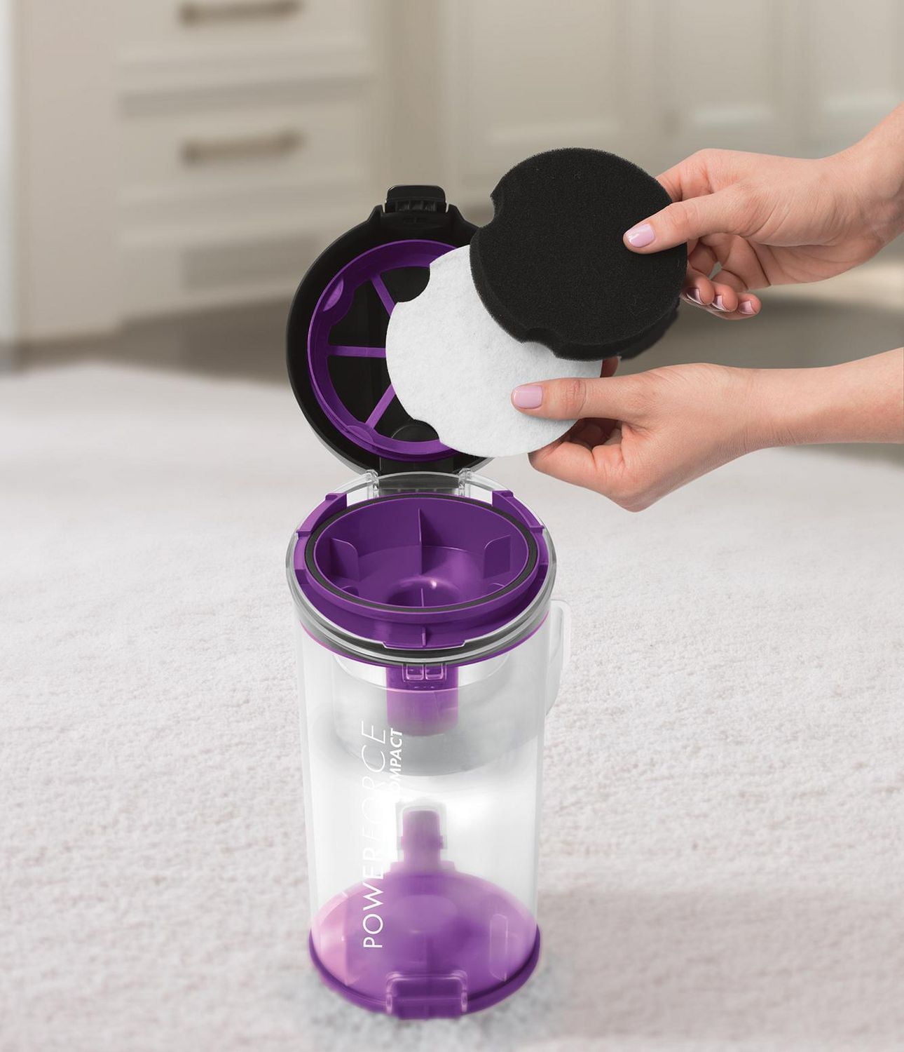 Aspirateur vertical compact sans sac PowerForce® Nettoyage rapide et facile