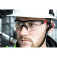 thumbnail image 3 of Gafas de seguridad Milwaukee con Lentes transparentes antiarañazos negro y rojo, 3 of 4