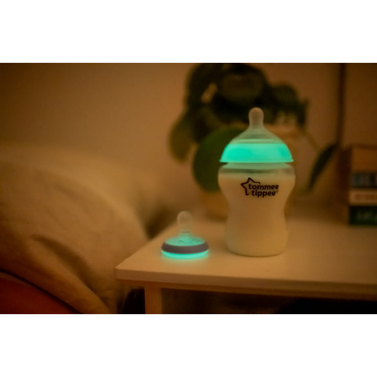 Tommee Tippee Closer to Nature Night-time Baby Bottle & Breast-Like  Pacifier, Glow in the Dark Rings
