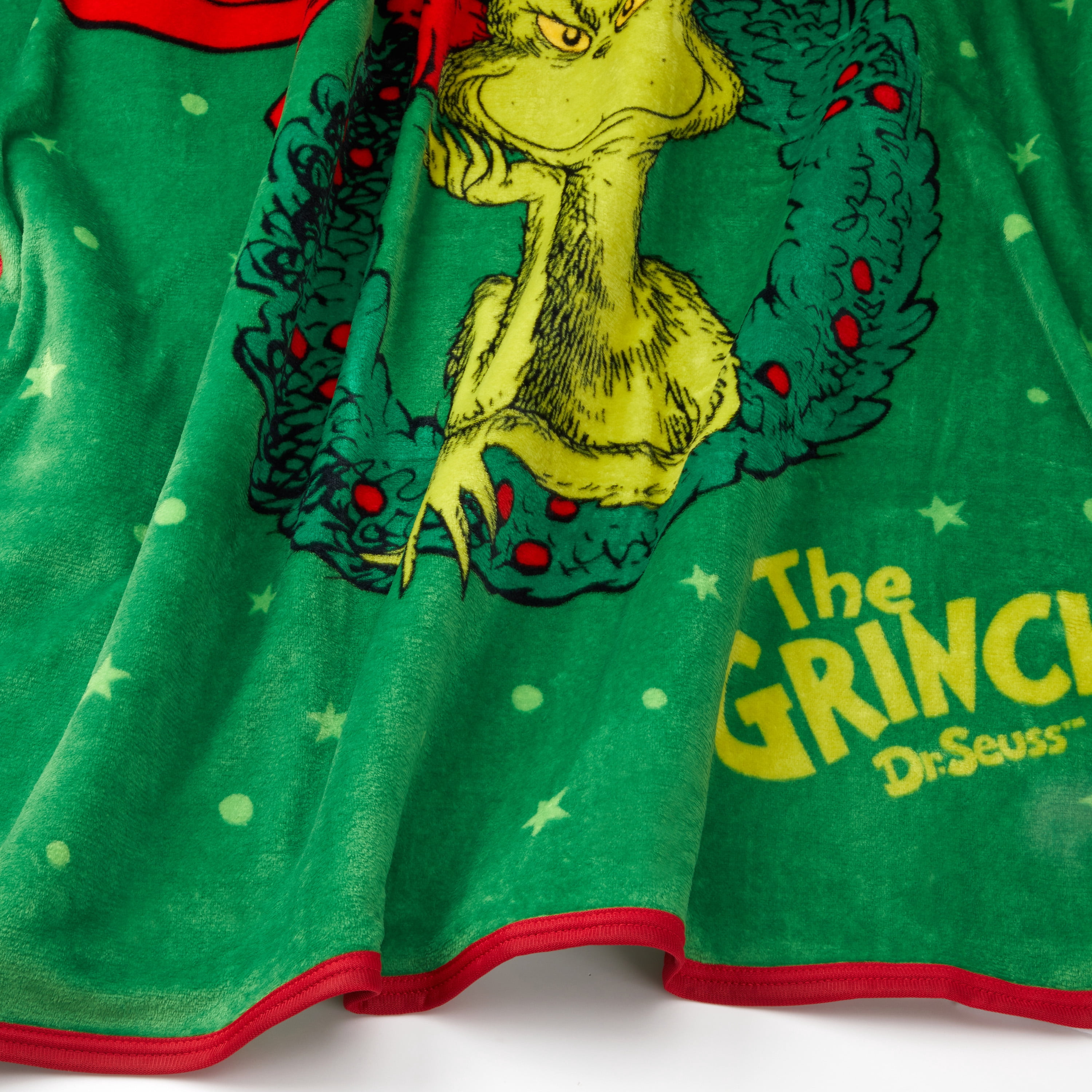 Grinch Kids Green Wreath Silky Soft Throw Blanket, 40x50
