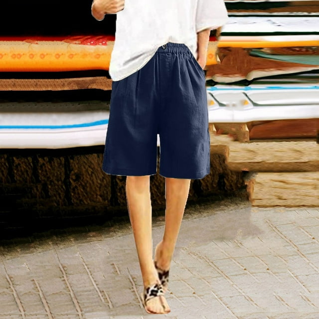 Versatile Women's Casual Shorts for Summer Elastic Waistband Button Front Design Functional Pockets Comfortable Wide Leg Fit
