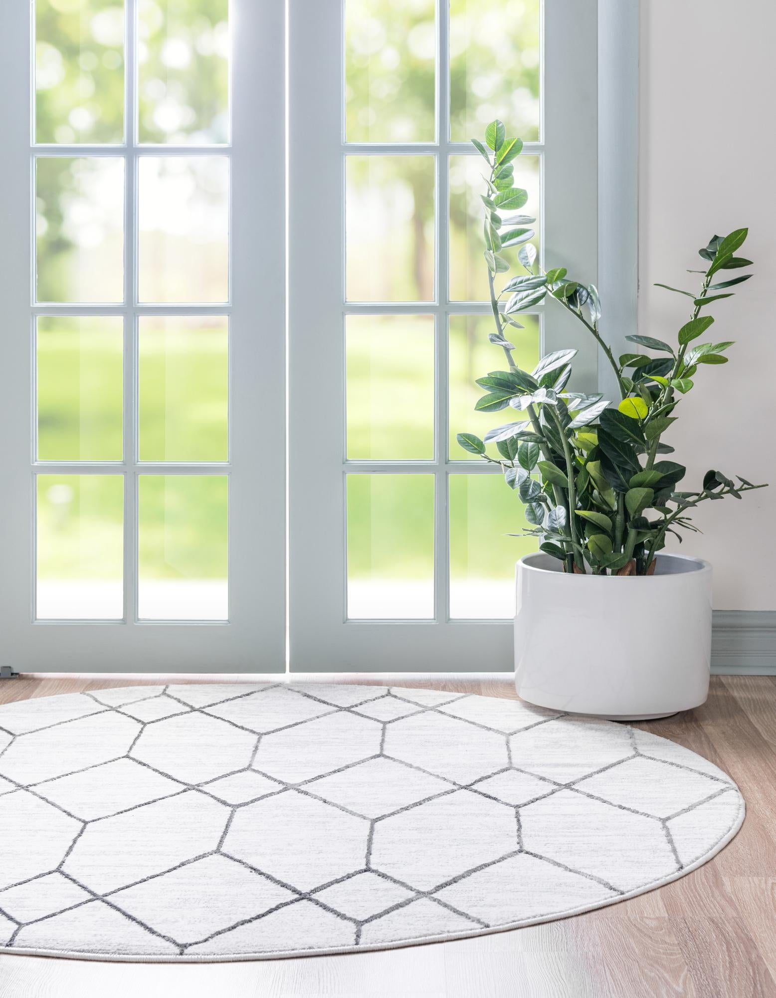 Lattice Trellis Collection Rug 3 Ft Round White LowPile Rug