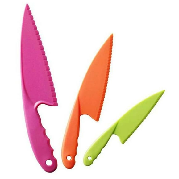 Plastic Knife Cutting Lettuce