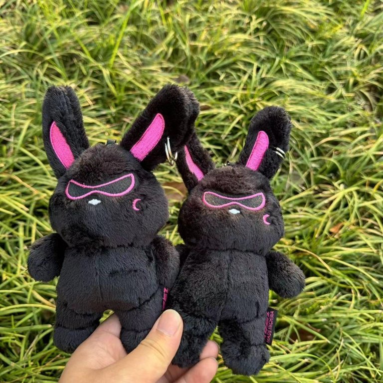☆人気☆【TheOpen Product】☆Black Rabbit Keychain Blac.k☆ Pearls Black Rabbit Pendant Key Chain Phone Chain Accessory