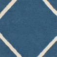 thumbnail image 3 of Safavieh Cambridge Collection CAM136G Handmade Moroccan Geometric Navy and Ivory Premium Wool Round Area Rug (6' Diameter), 3 of 10