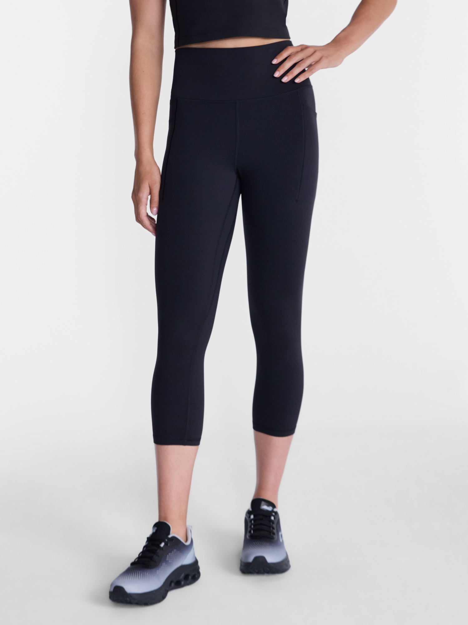 Avia Women's and Women's Plus SoftSculpt High Rise Capri Leggings, Sizes XS-4X