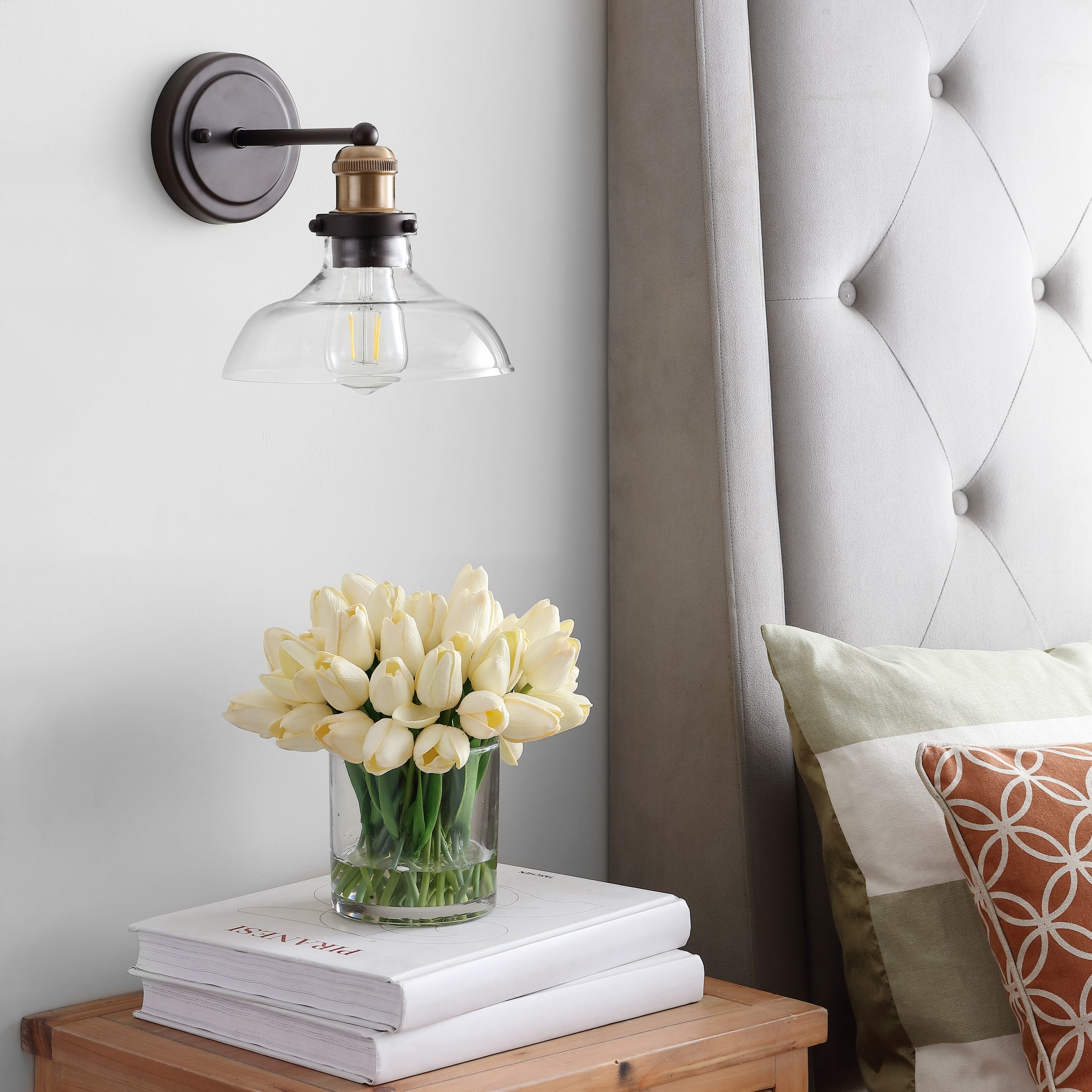 Safavieh Hendrix Antique Wall Sconce, Bronze