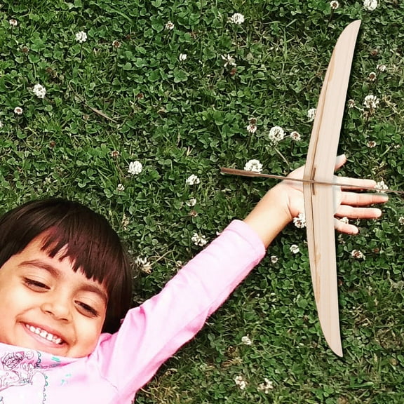 FRCOLOR Hand Thrown Wooden Glider And Elegant Stable Long-Lasting Flight For Indoor Outdoor Family Gathering Diy Wooden Airplane Toy