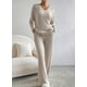 thumbnail image 4 of Conjunto de ropa SHEWIN Lounge Set de 2 piezas para mujer, color caqui, talla L, 4 of 9