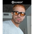 thumbnail image 4 of Gafas de sol clásicas cuadradas SUNBSR para mujer y hombre negro/naranja, 4 of 9