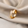 thumbnail image 2 of Anillo abierto ZHIPENG lujo ligero con incrustaciones de circonitas diseño Corea del Sur, 2 of 5