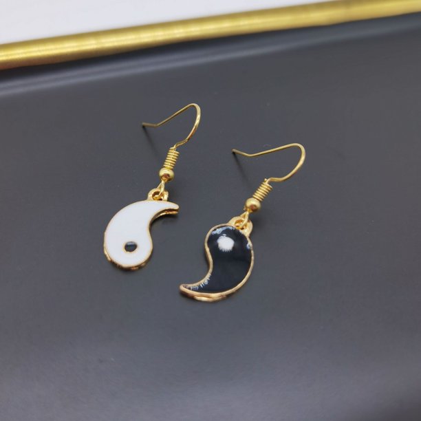 2 pares de pendientes de chismes de tai chi en blanco y negro sin pendientes, pendientes de pareja de yin y yang de aceite de aleación Pendientes geométricos simples, oro y plata