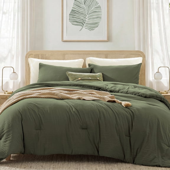 Amberspace Prewashed fabric 3-piece Bed in a Bag Comforter Set with Sheets,Olive Green,Queen