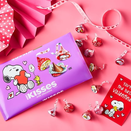 (2Bag) HERSHEY'S KISSES Snoopyâ„¢ and Friends, Valentine's Candy,9.5 oz