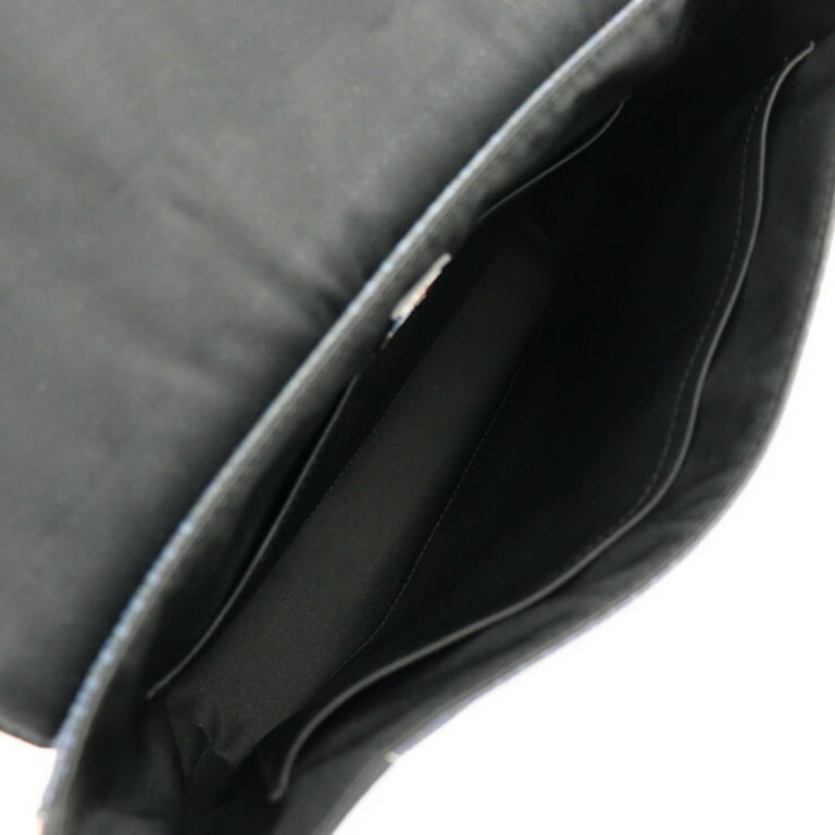 Authenticated Used Louis Vuitton District PM NM Men's Shoulder Bag