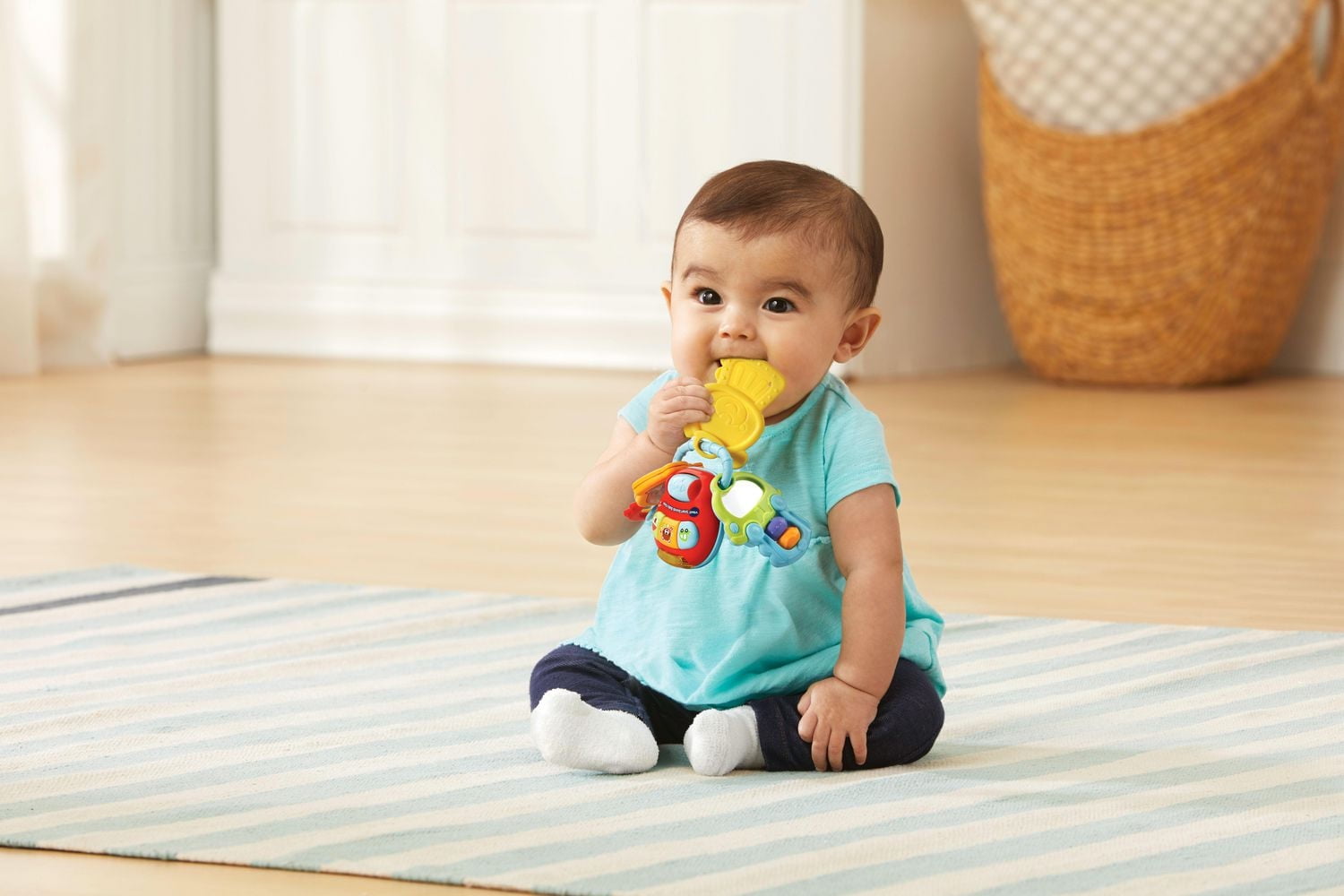 VTech Smart Sounds Baby Keys™ - Pretend Toy Key with Lights and Sounds - English Version