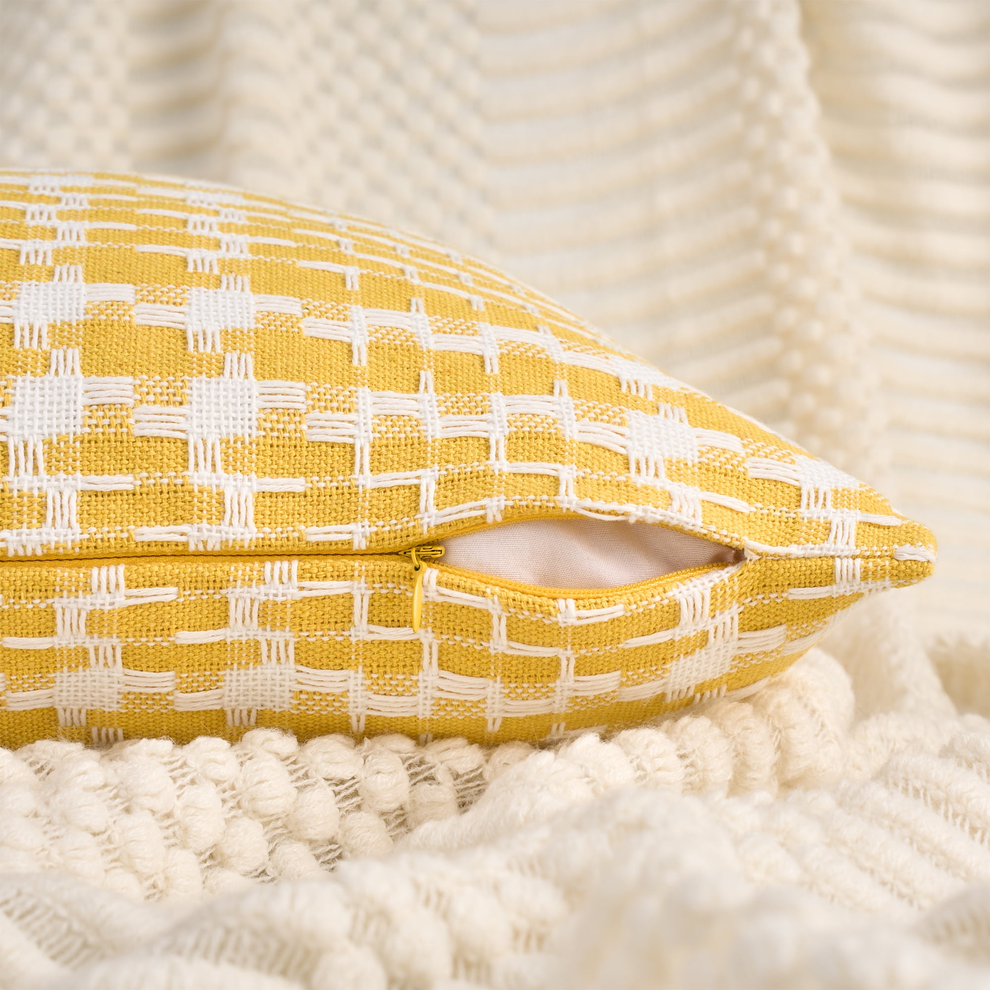 Unique Bargains Pack of 2 Decorative Throw Pillow Covers 18" x 18" Yellow