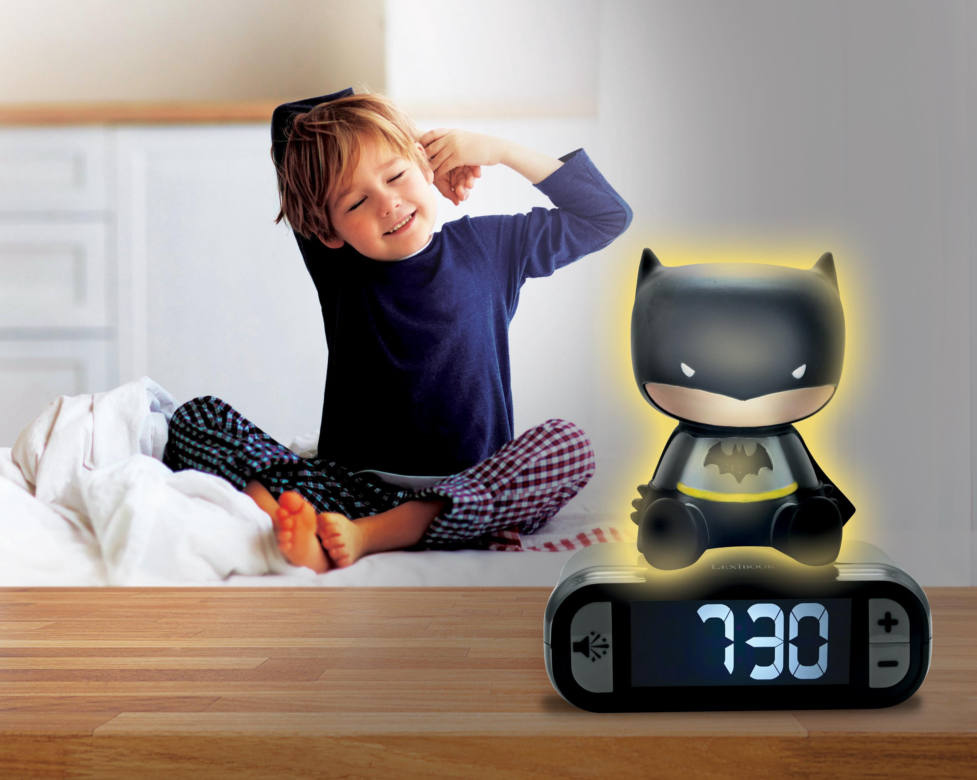 Lexibook - Batman Digital Alarm Clock with Night Light Snooze, Clock, Luminous Batman, Black Colour
