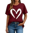 thumbnail image 1 of Pisexur Hauts pour Femmes T-Shirt Graphique de la Saint-Valentin - Col Rond Manches Courtes Imprimé Vin,P, 1 of 5
