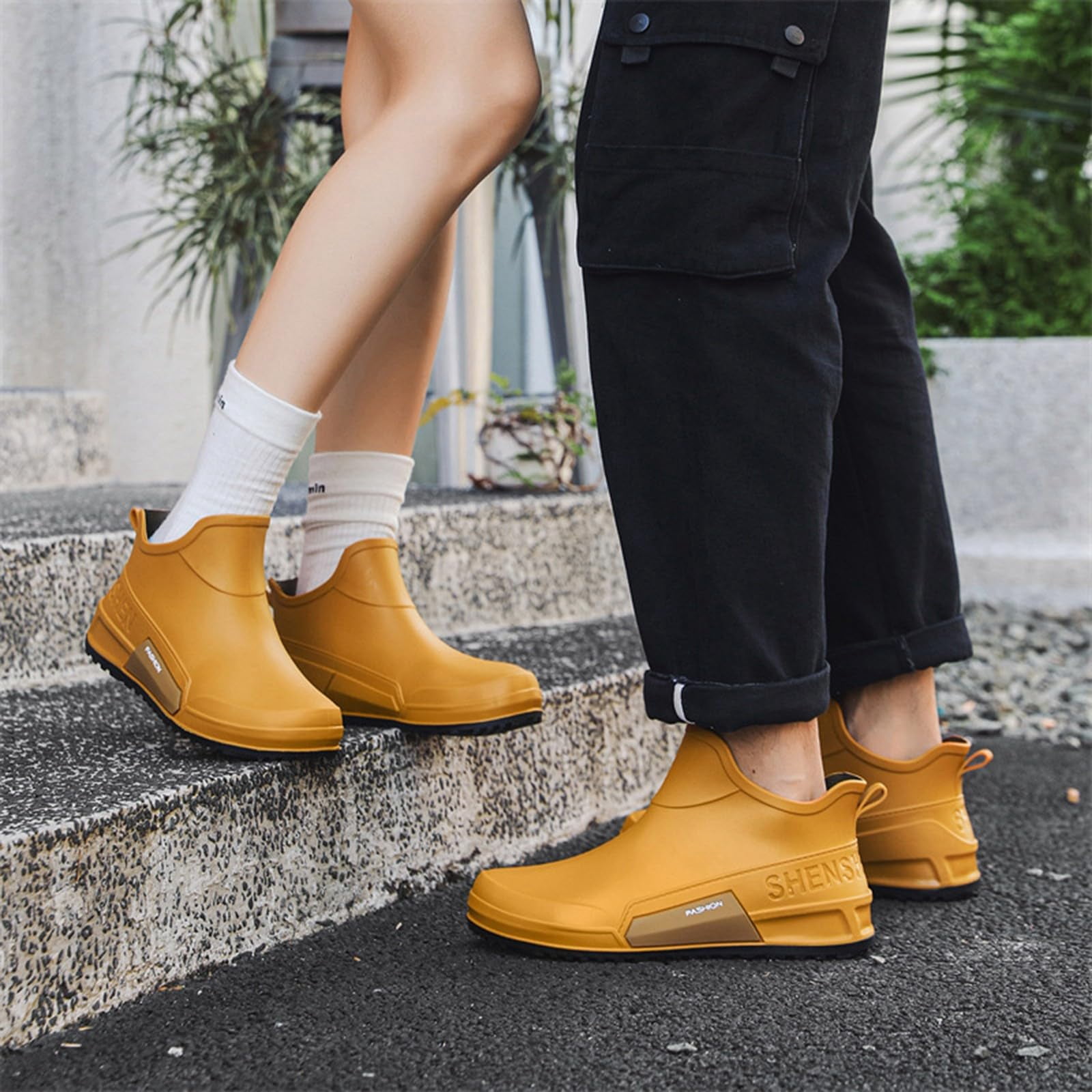 Willtoo Rain Boots for Women Fashion Walking Water Shoes,Water Resistant Ankle Rubber Boots Non-Slip Soles Mid Calf Booties Outdoor Casual Slip On Rubber