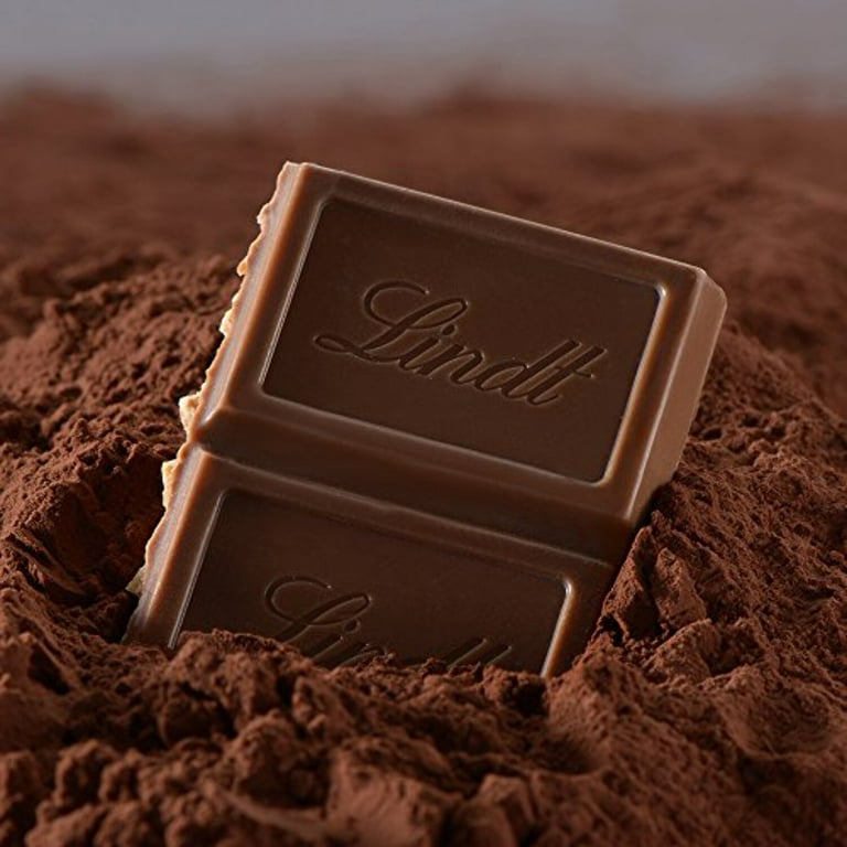 Lindt Cresta Almond Praline and Creme Milk Chocolate 100g