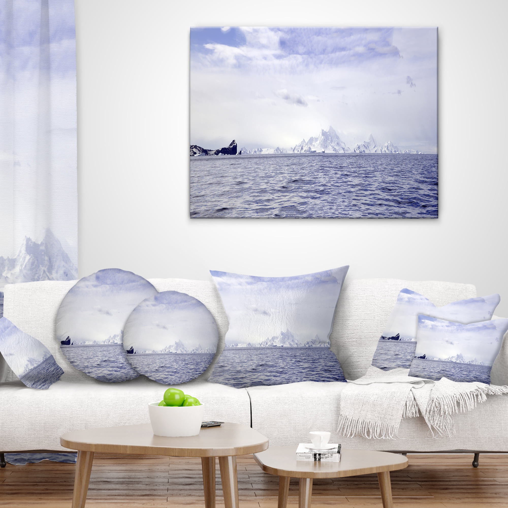 Designart Antarctic Sea with Icebergs - Seascape Throw Pillow - 16x16