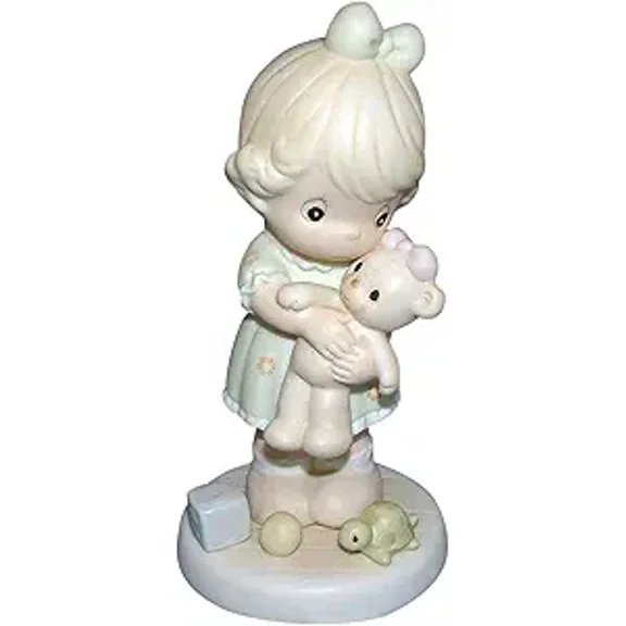 1993 Loving 1993 Members Only Figurine (Precious Moment)