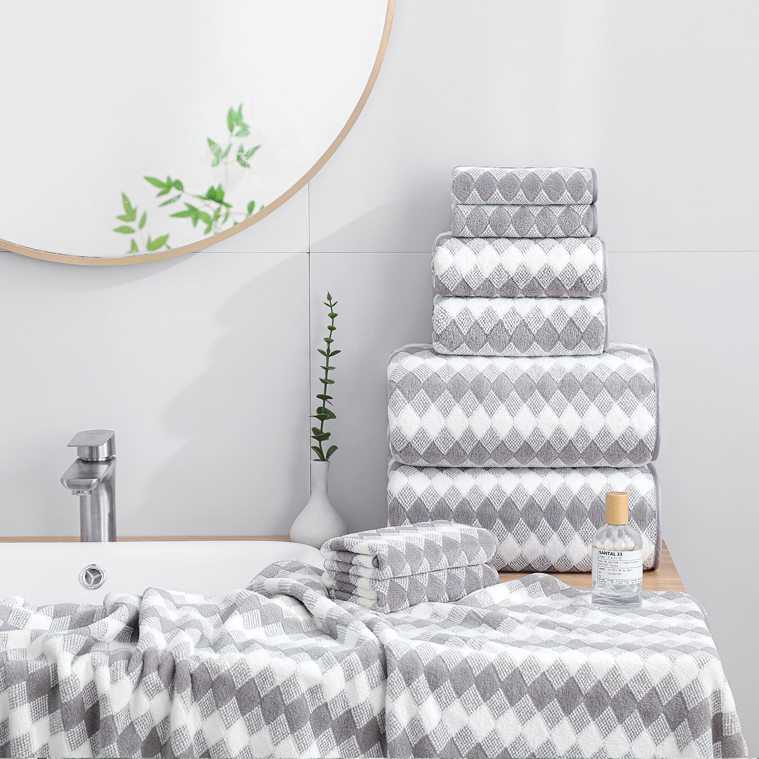 Beartech 8 Piece Microfiber Bath Towel Set 2 Oversized Bath Sheet,2 Hand Towels and 4 Washcloths| Ultra Soft & Less lint,Highly Absorbent Quick Dry Shower Towel For Bath Hotel-Gray