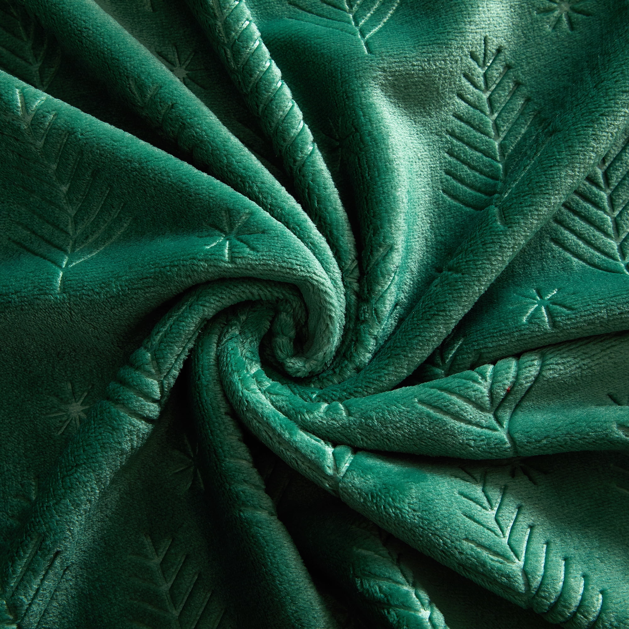 Holiday Time 50"x60" Green Trees Plush Throw, All Ages