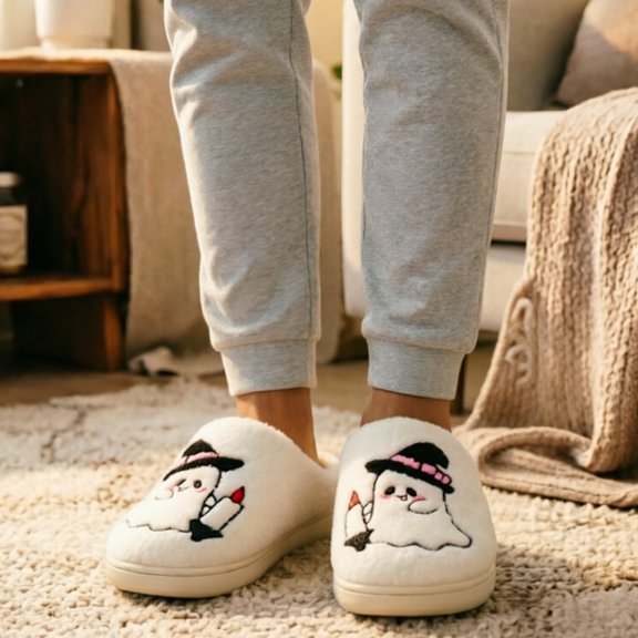 ichuanyi Christmas Halloween Slippers Cute Holiday Slipper Warm House Slippers for Women, Fuzzy Fluffy Outdoor Indoor Slip On Bedroom Slippers Home Shoes