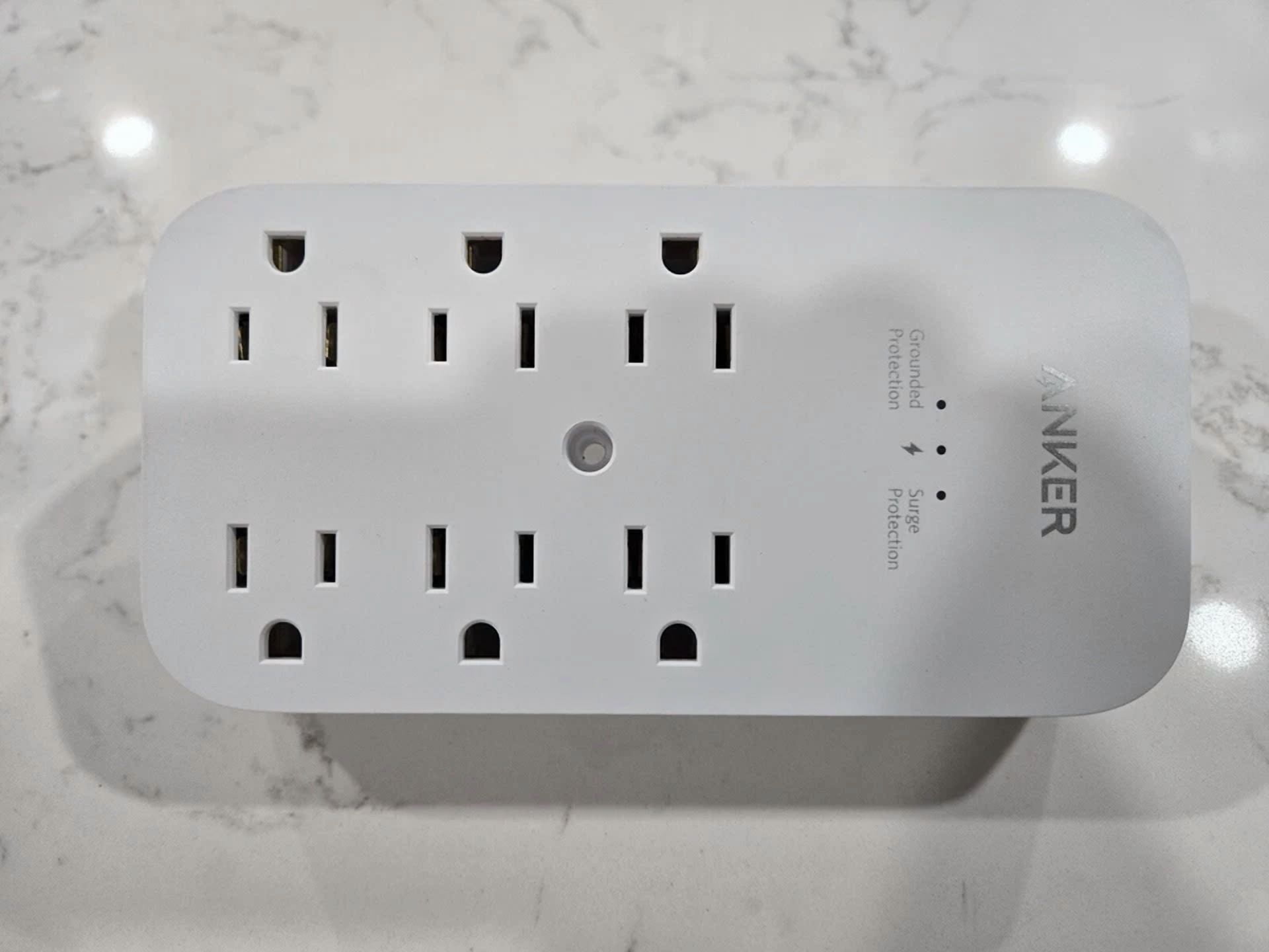 BUTTERFLY- Anker 333 Outlet Extender- 6 Outlets - Surge Protection 100-240V A9263