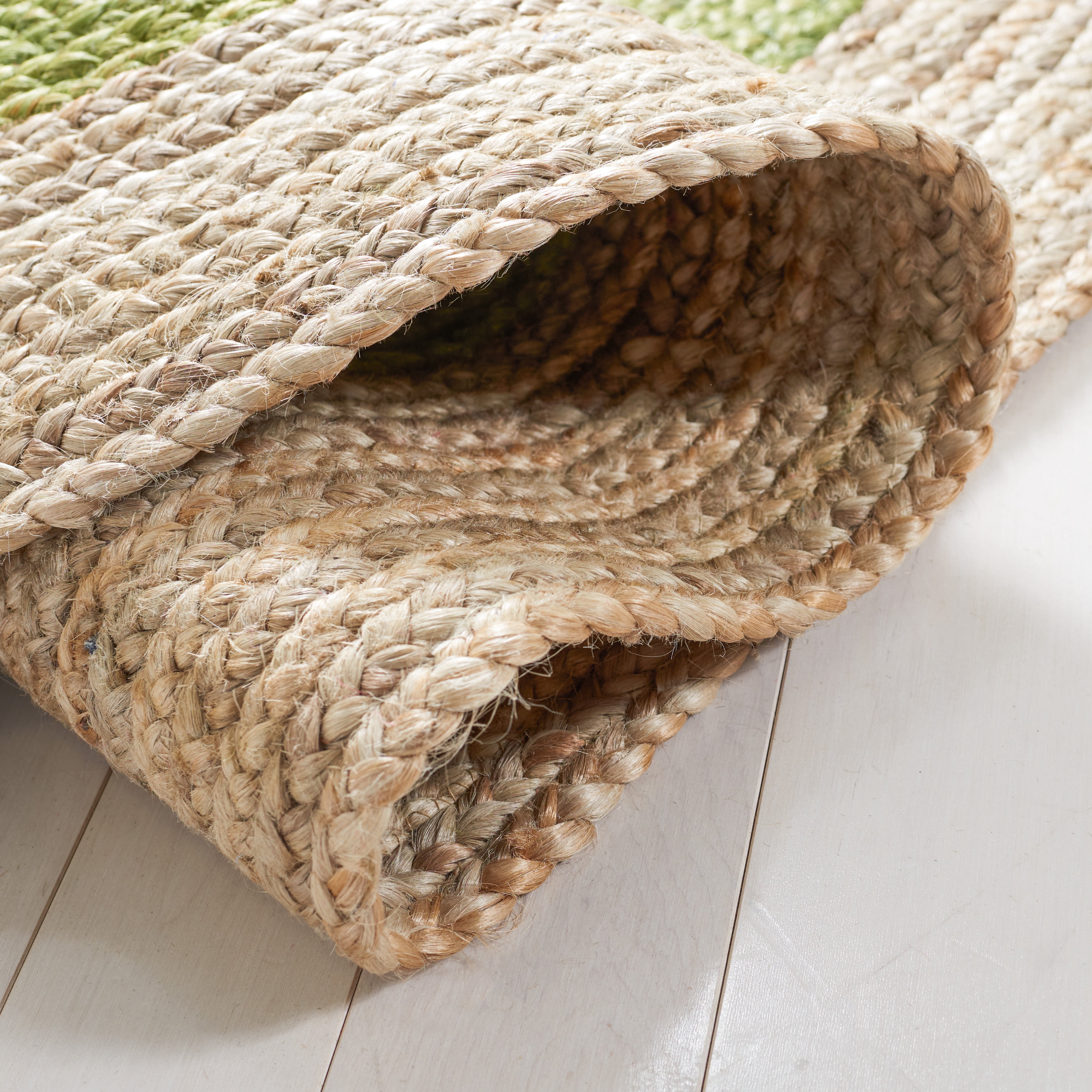 SAFAVIEH Natural Fiber Cebrail Geometric Area Rug, Green/Natural, 5' x 8' Oval