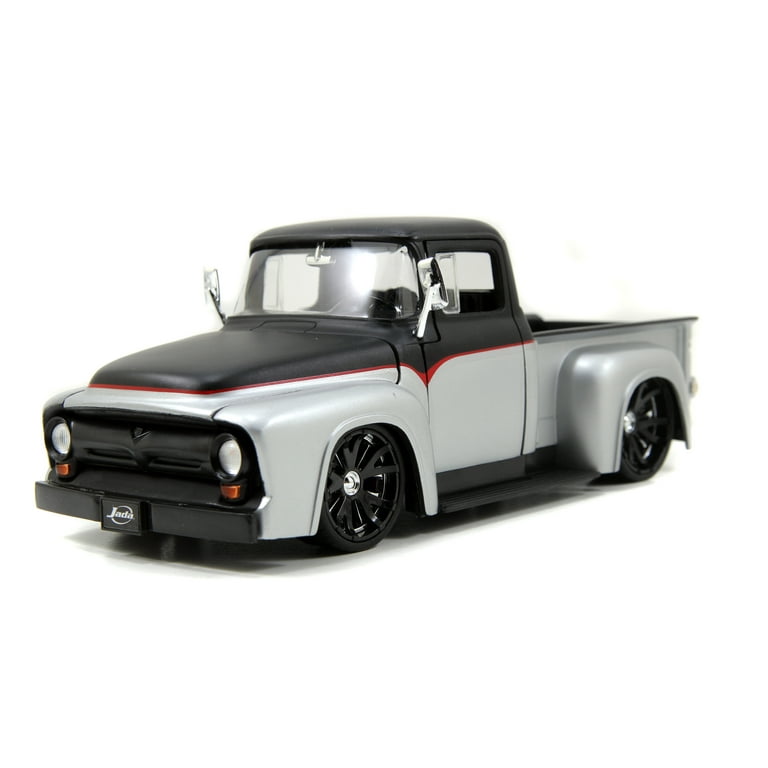 Just Trucks 1:24 Scale Die Cast Vehicle 1956 Ford F100 Pick