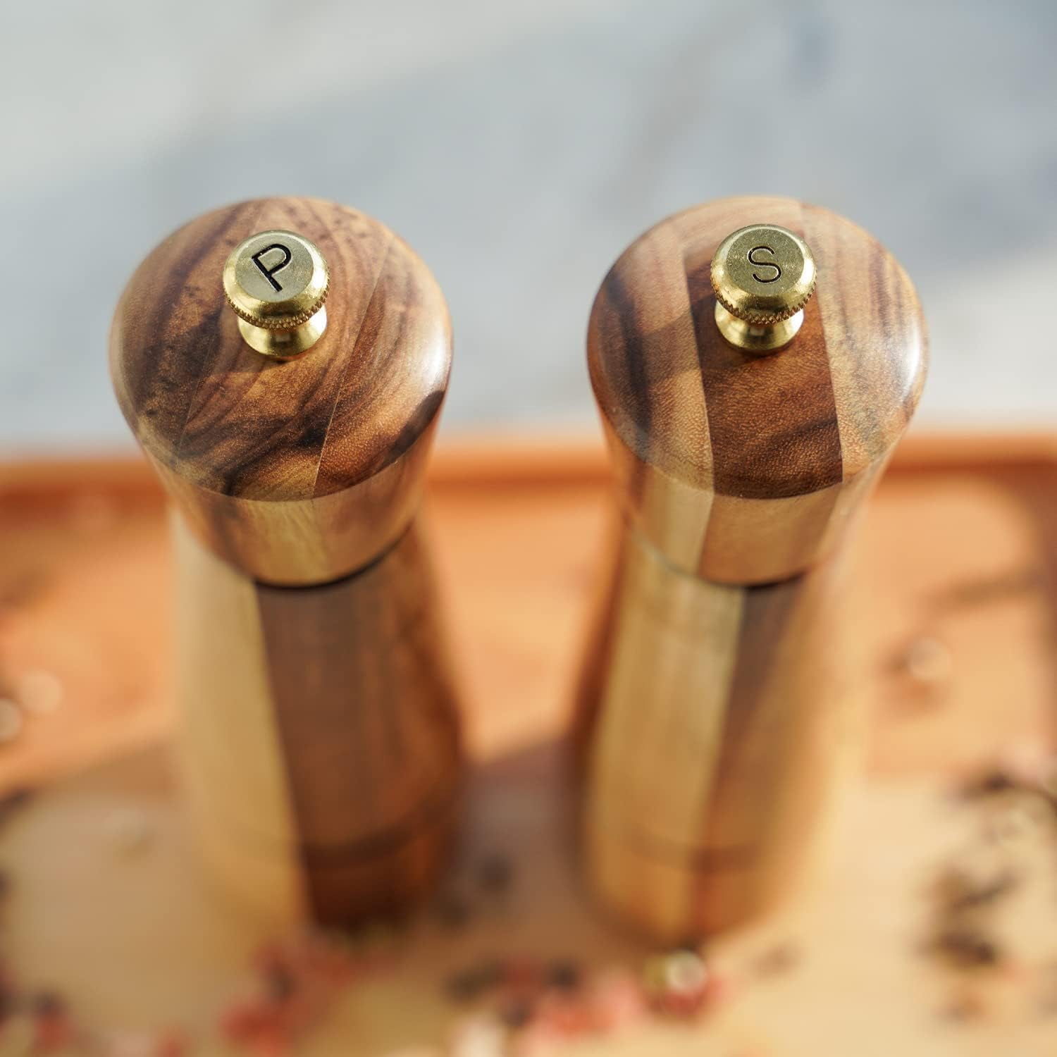 DeroTeno Salt and Pepper Mill Set, Adjustable Ceramic Grinder Salt Mill, Stainless Steel Grinder Pepper Mill, Acacia Wood, 8 inch/22 cm Height, Bottom Dia 5.5 cm (Tray is NOT Included)