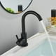 thumbnail image 4 of Mezclador de lavabo elegante para baño o cocina pequeña, grifo monomando con caño giratorio de 360° de acero inoxidable SUS304 sin plomo, material duradero de caño alto para fregadero de barra húmeda, 4 of 5