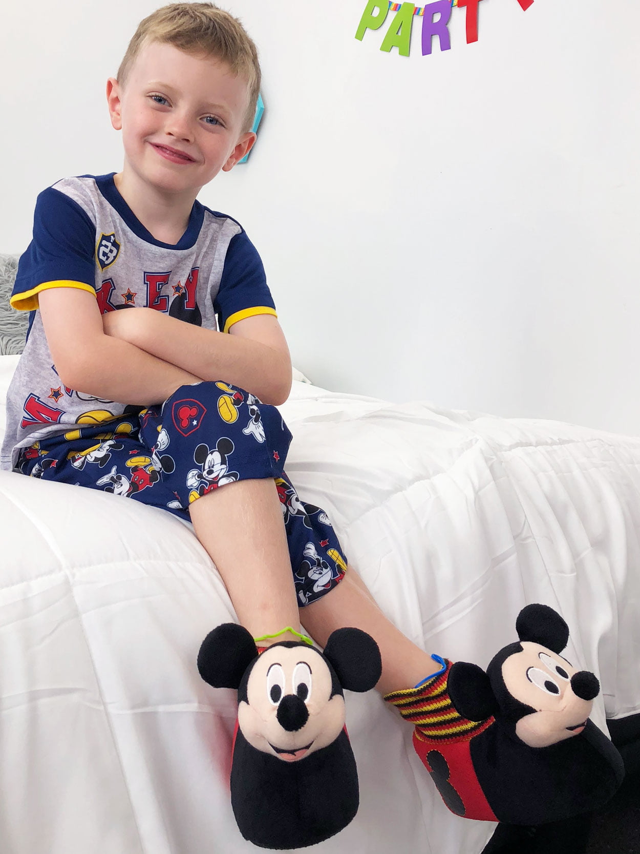 Disney Mickey Mouse Toddler Boys Plush 3D Mickey Head Sock Top Slippers 