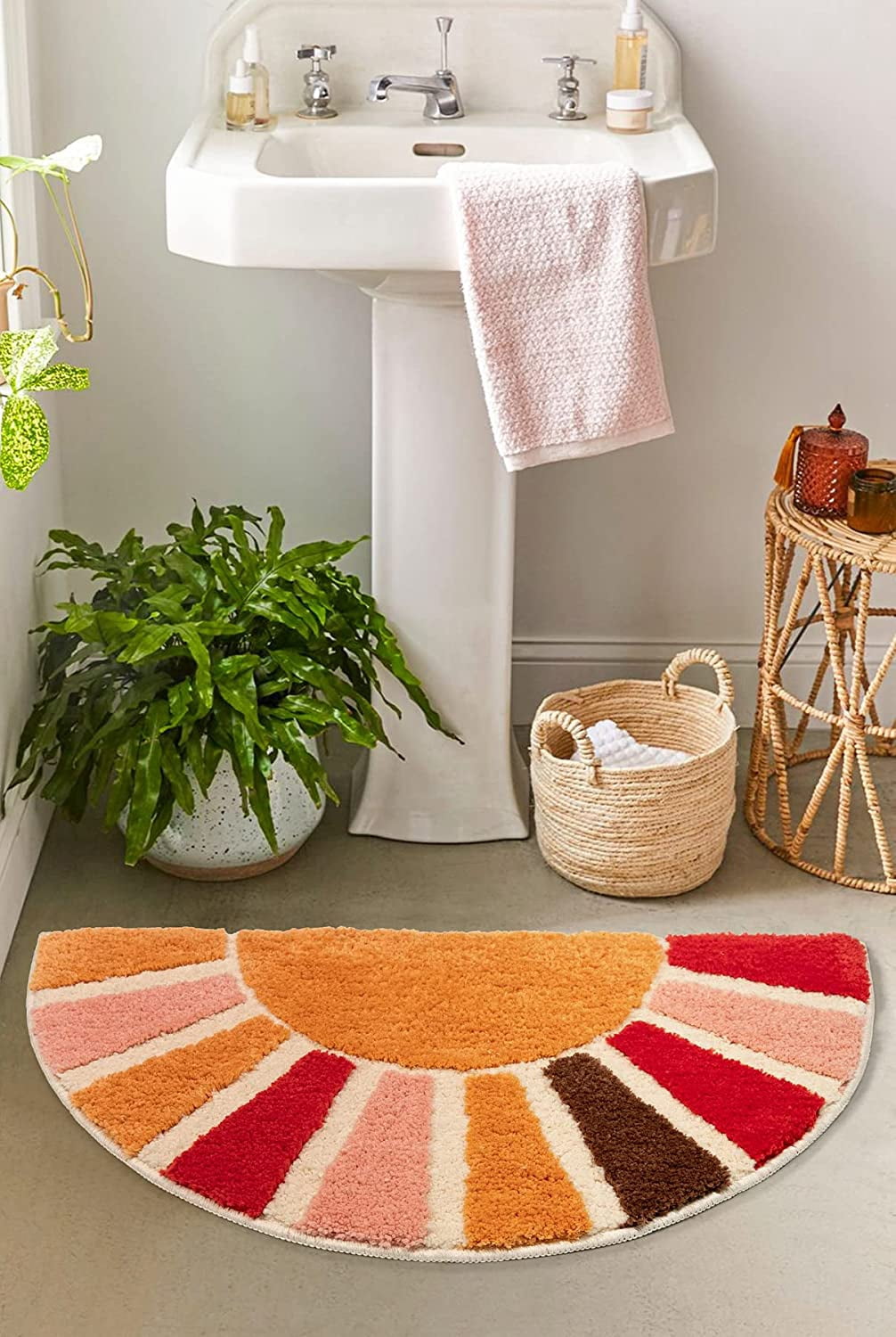 Boho Bathroom Rugs Half Circle Bath Mat Cute Bohemian Bath Rug for Bedroom Small Carpet Home Decor Non-Slip Semi Round Shower Rug Funny Washable Indoor Floor Door Mat Sun Retro 16x30inch