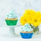thumbnail image 2 of Revestimientos para cupcakes de papel de aluminio dorado y plateado JAMW 200 unidades, 2 of 5