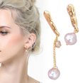 thumbnail image 2 of Zircon Stud Pendientes de perlas para las mujeres geométricas de oro amarillo de metal pendientes de aro de joyería de agua dulce de perlas de plata pendientes de aguja, 2 of 2