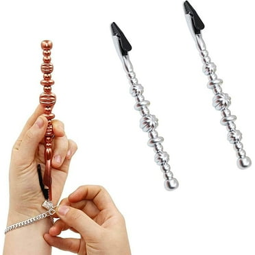 Sturdy Easy Bracelet Wearing Tool, 2PCS Easy-to-Use Bracelet Tool Jewelry Helper, Bracelet Clasp Auxiliary Clip Partner, Made of Metal Helps Prevent Wrist Strain (2Pcs Silver)