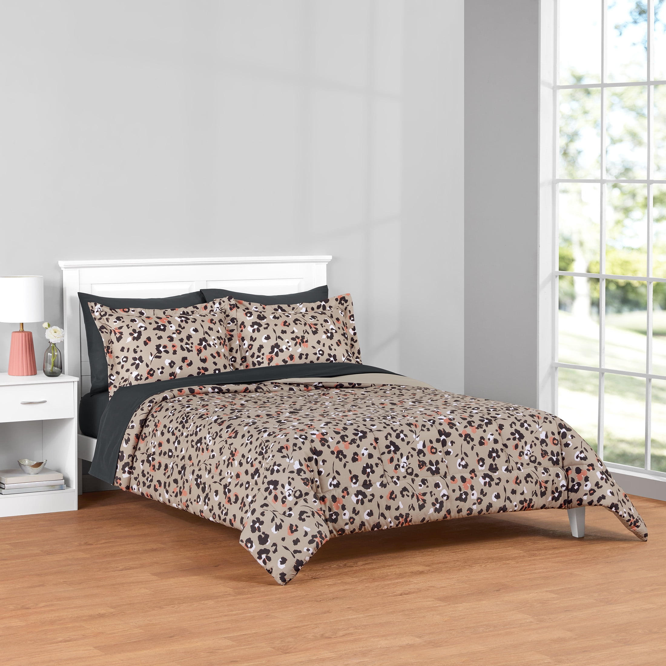 Mainstays All in One Reversible Comforter and Sheet set- 7 Piece, Full, Beige Animal Print