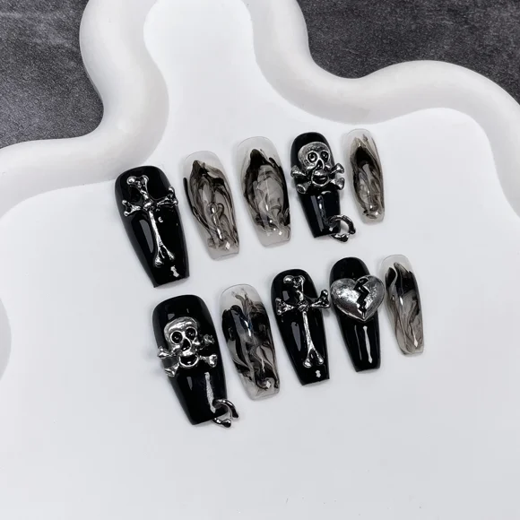 ERNA 10 Pcs Ongles Noirs Faits à la Main à Presser Forme Coffin Faux Ongles Couverture Complète Dégradé Métal Contrasté Manucure Artificielle Embouts d'Ongles Portables,11-S
