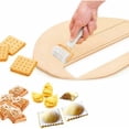 thumbnail image 3 of Juego de cortadores de galletas, rodillo de rueda cortador de masa, cortador redondo cuadrado, herramienta de pastelería para molde de galletas de pizza con engranaje circular, rectangular, 3 piezas, 3 of 5